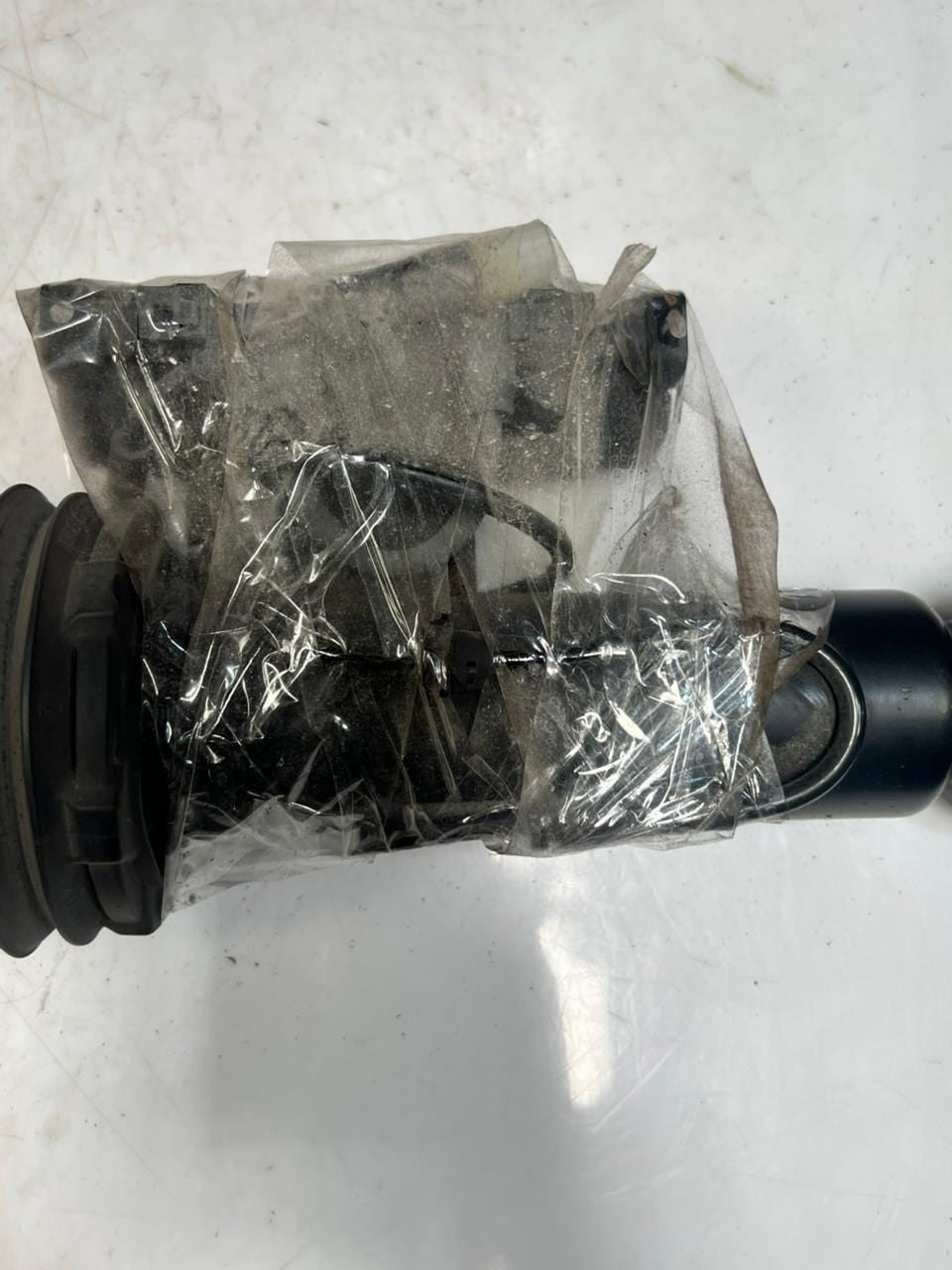 2016-2020 BMW 750 7 Series G11 G12 B7 Air Suspension Strut Rear Left 6874593 OEM