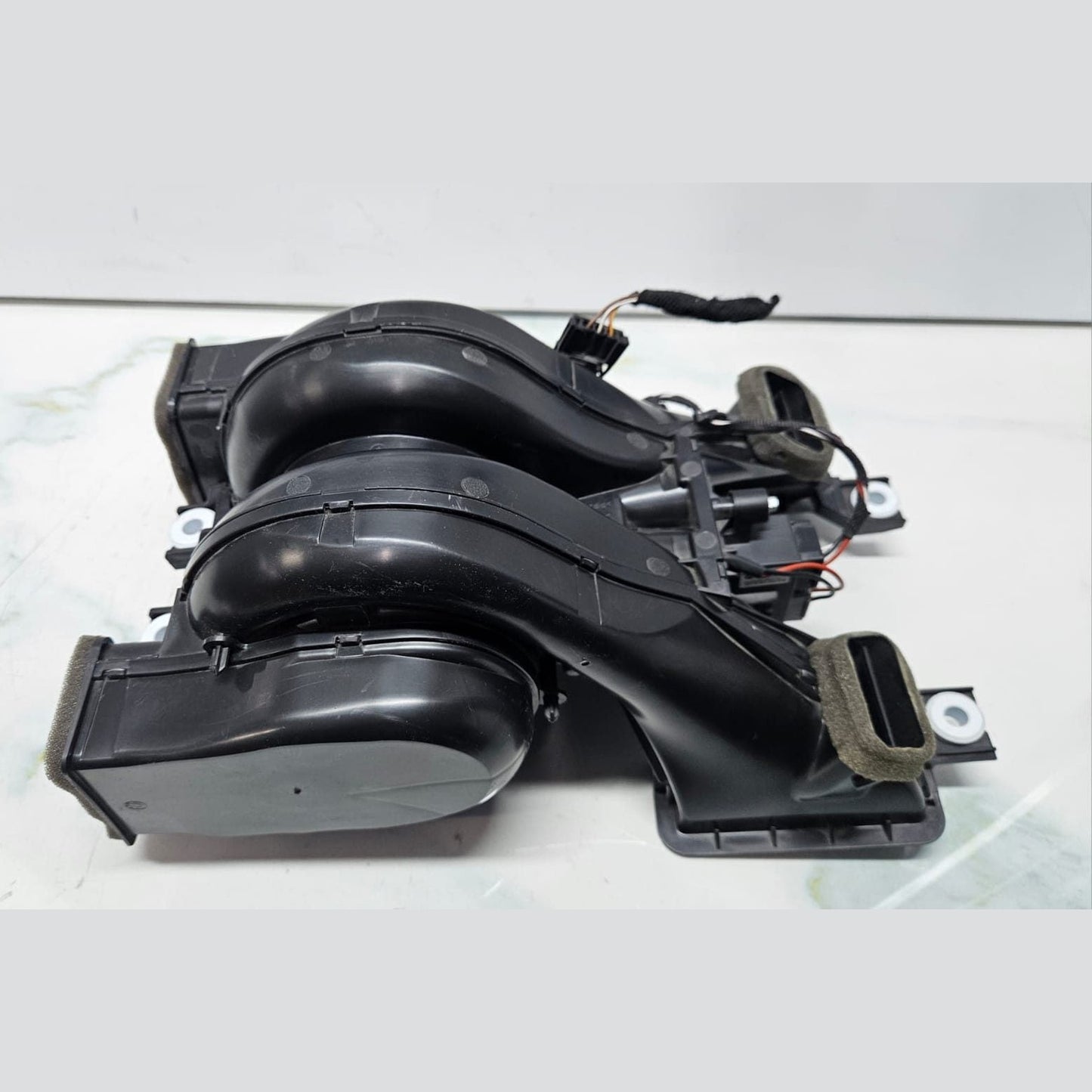 2016-2019 BMW 7 Series G11 740i 750i M760i, X5 G05, X7 Rear Blower Motor 9315950