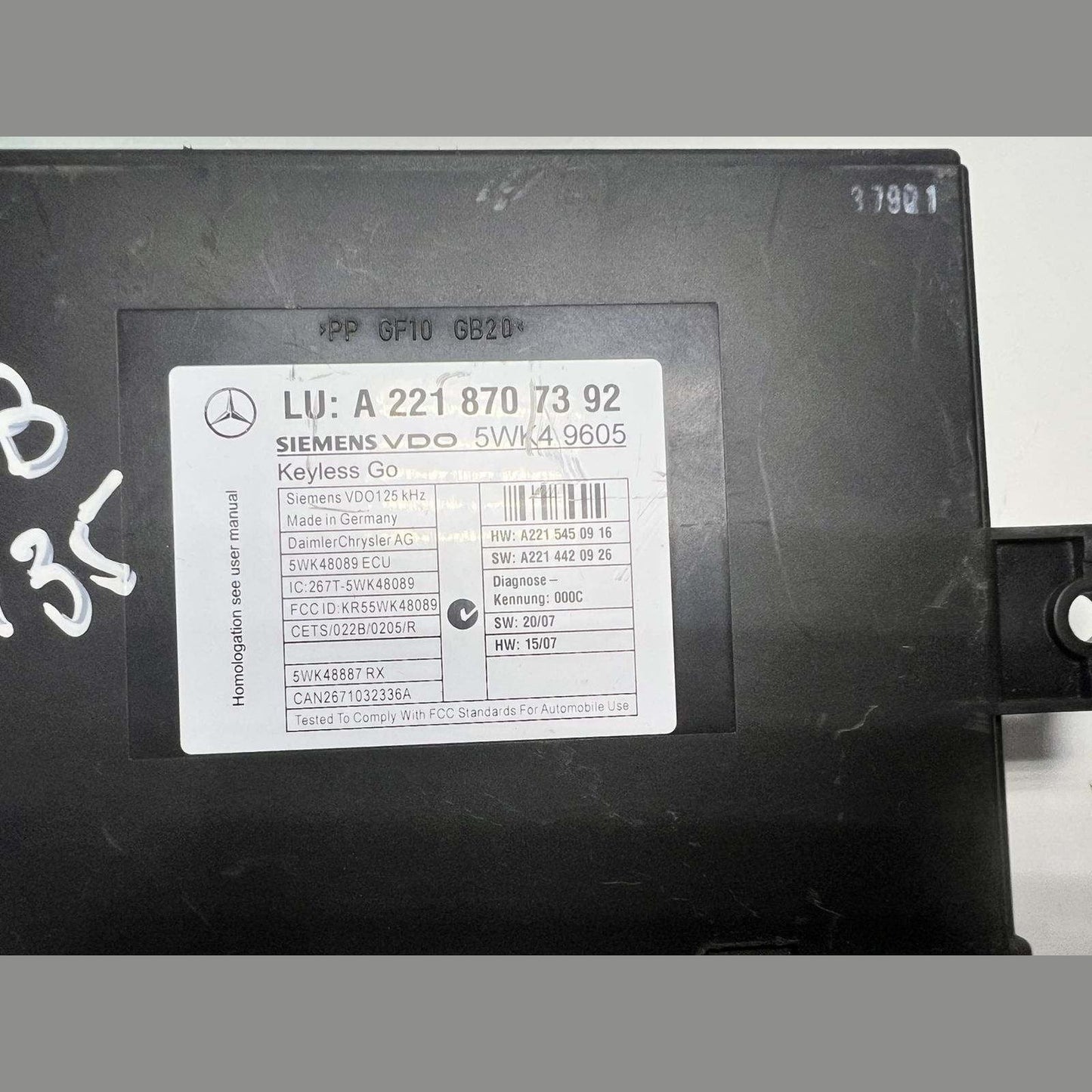 2010 Mercedes  S400 Keyless Go Control Module A2218707392 W221 W216 S600 CL550