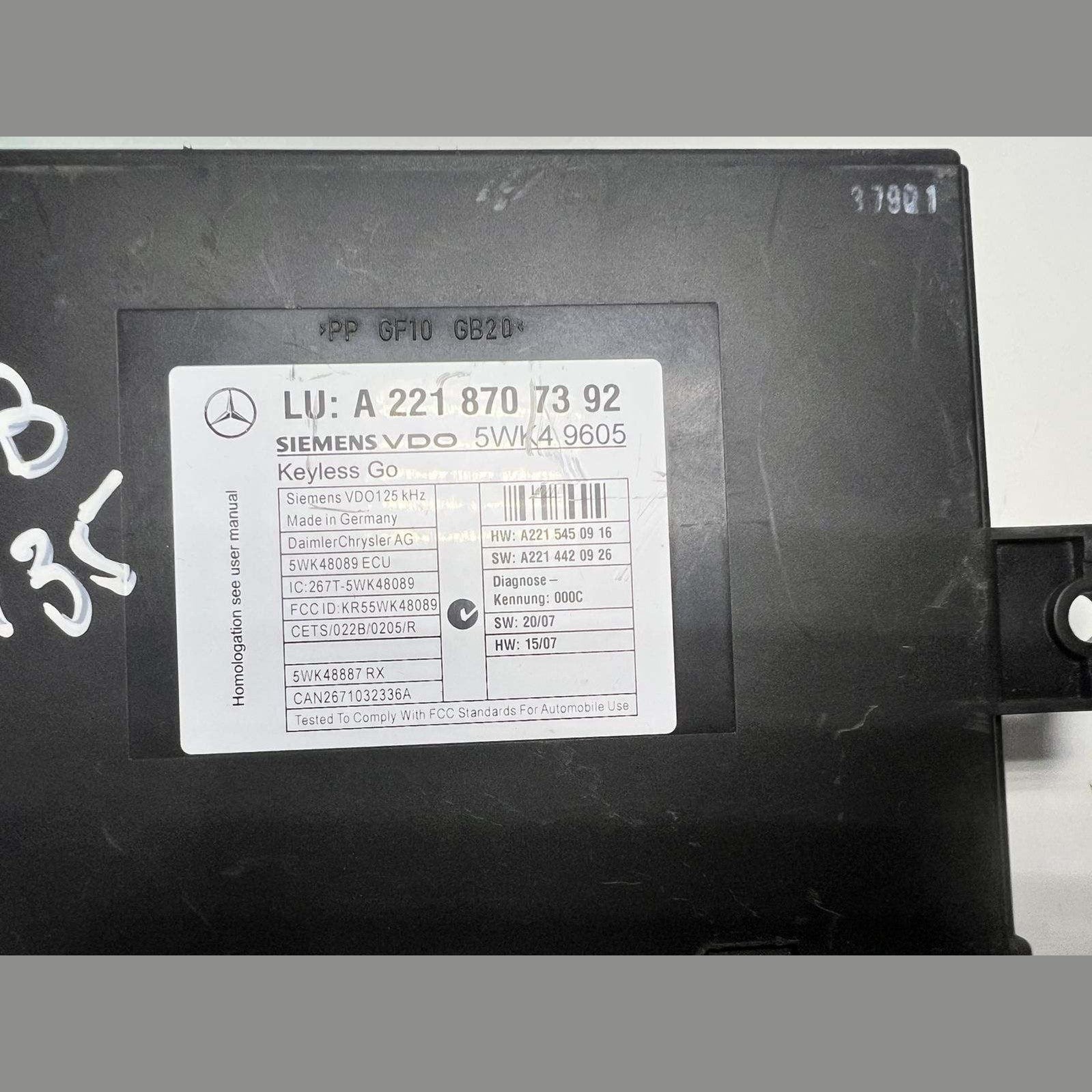 2010 Mercedes  S400 Keyless Go Control Module A2218707392 W221 W216 S600 CL550