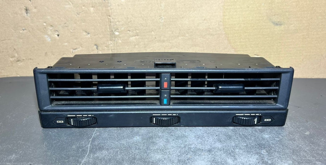 88-98 Mercedes R129 SL Front Center Dashboard  Heater A/C Air Vent A129 8300354