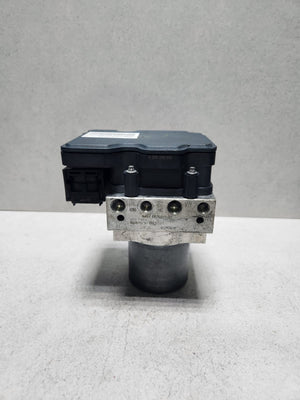 2016 BMW 535i Abs Pump Module 6881305 F10 535i F11 530d F07 F06 F12 F13