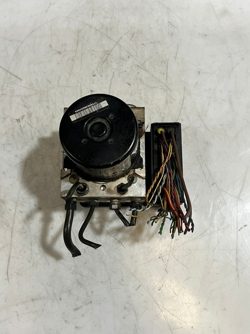 2006-2010 BMW M5 M6 E60 E63 E64 ABS Pump Hydraulic Module 2283227 OEM