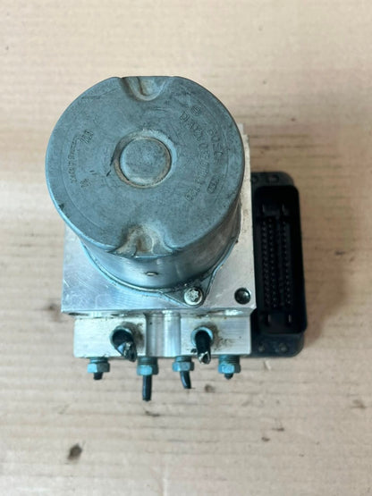 2010-2016 BMW 5 Series F10 and F11 535i ABS Hydraulic Unit / Pump 6858406 OEM