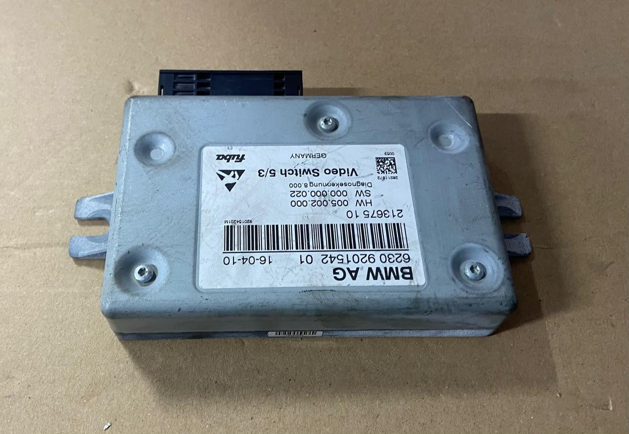 OEM BMW F01 F02 F04 F10 F11 TV VIDEO SWITCH CONTROL UNIT MODULE 9201542