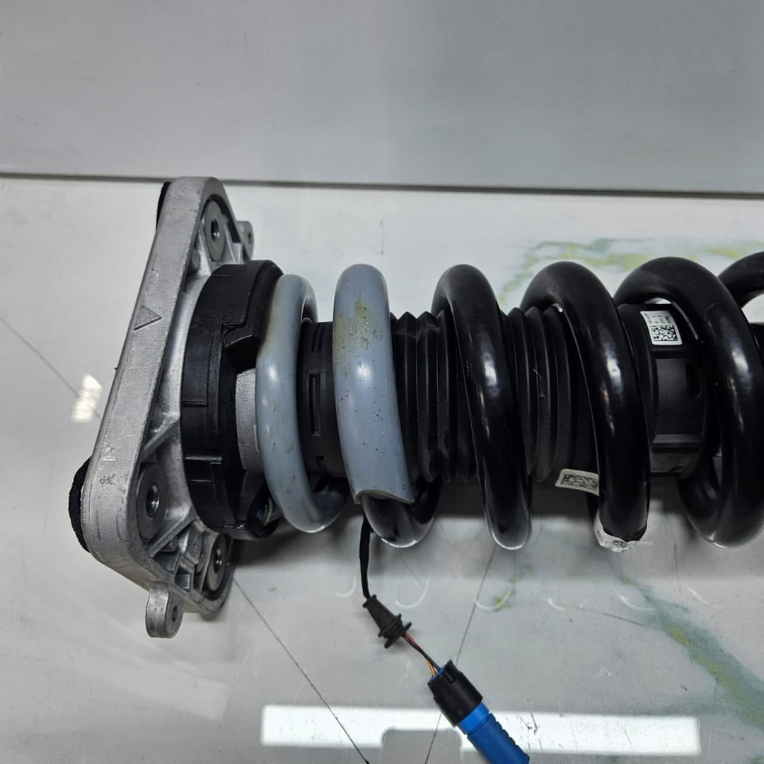 2023-2026 BMW XM G09 Rear Right Side Shock Absorber ASSYMBLE  5A3AE96 