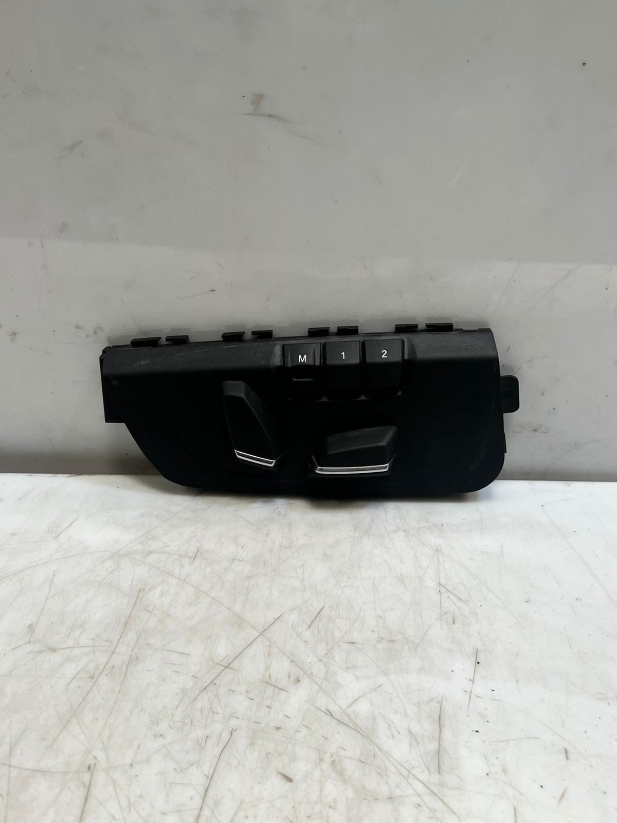 2012-2018 BMW X5 F15 F32 F33 manual transmission Seat Adjustment Switch 9347406