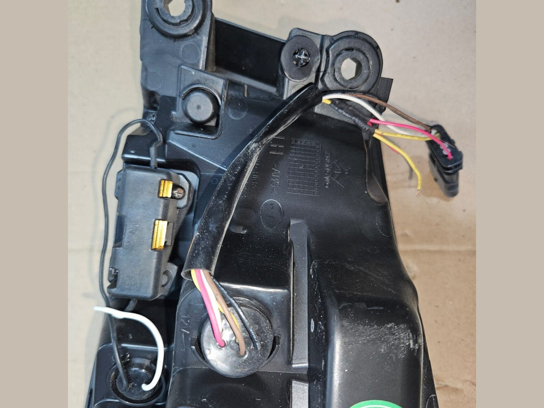 AFTERMARKET BMW M4 TAIL LIGHT LEFTT SIDE USED ITEM F32 2013