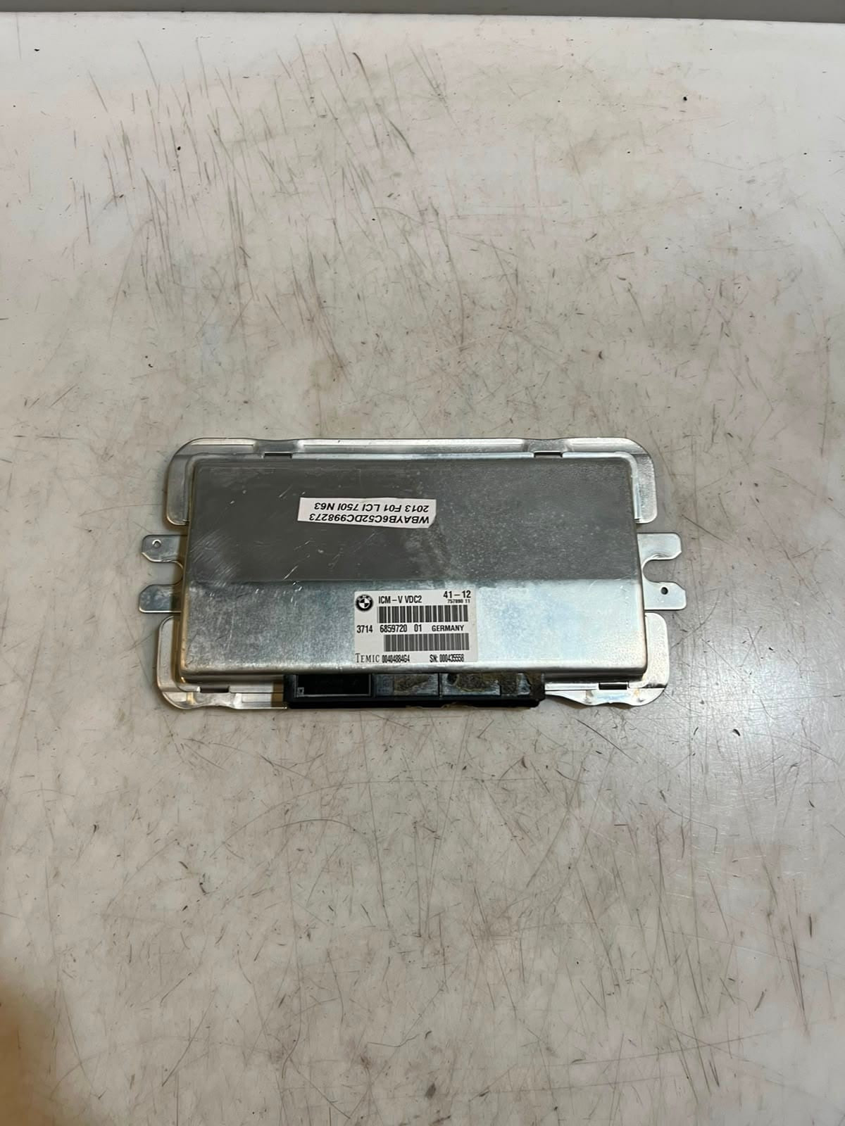 BMW F02 F10 F13 F06 F12 F07 Suspension Control Module VDC2 ICM 6859720 OEM