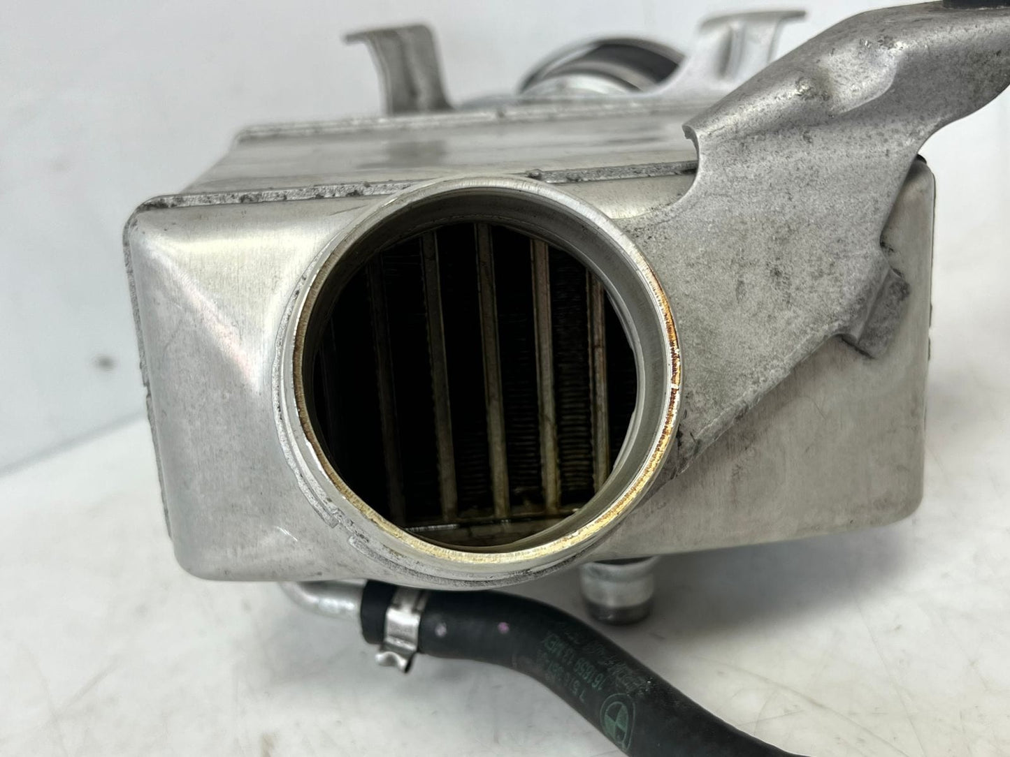 2008-2019 BMW X6 F01 F02 F04 F10 E70 F15 Right Turbocharger Intercooler 7575406