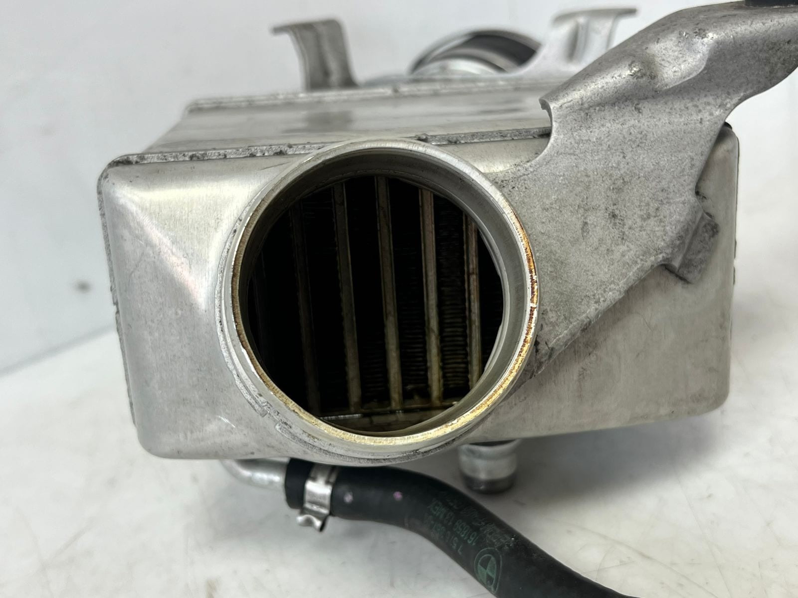 2008-2019 BMW X6 F01 F02 F04 F10 E70 F15 Right Turbocharger Intercooler 7575406