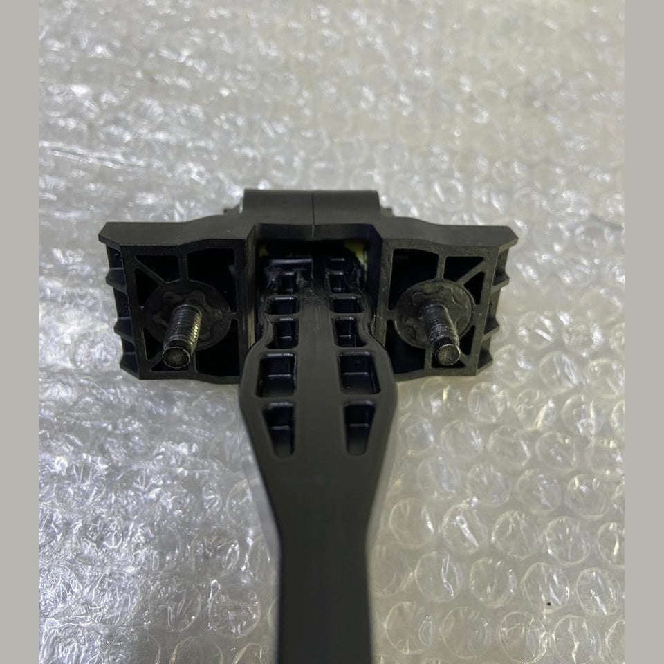 OEM BMW 1 Series F40 Front Left Door Check Strap Limiter (7447993)