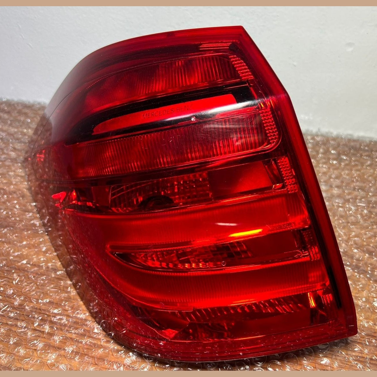 Mercedes W166 GL GLS Rear Left Side Tail Light Brake Stop Lamp A166 9067501