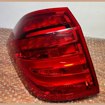 Mercedes W166 GL GLS Rear Left Side Tail Light Brake Stop Lamp A166 9067501