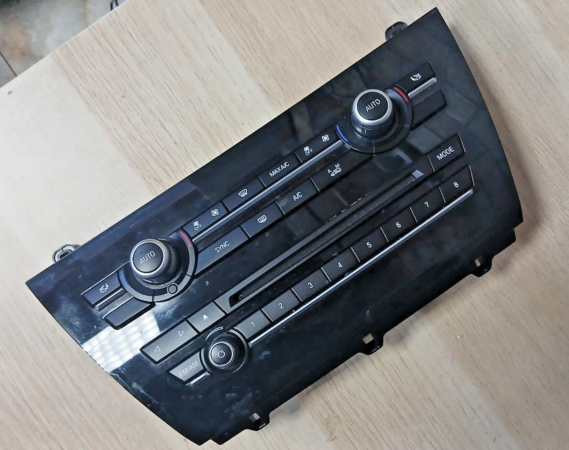 BMW F15 X5 Radio AM/FM Climate Control Panel A/C Unit OEM 9350256