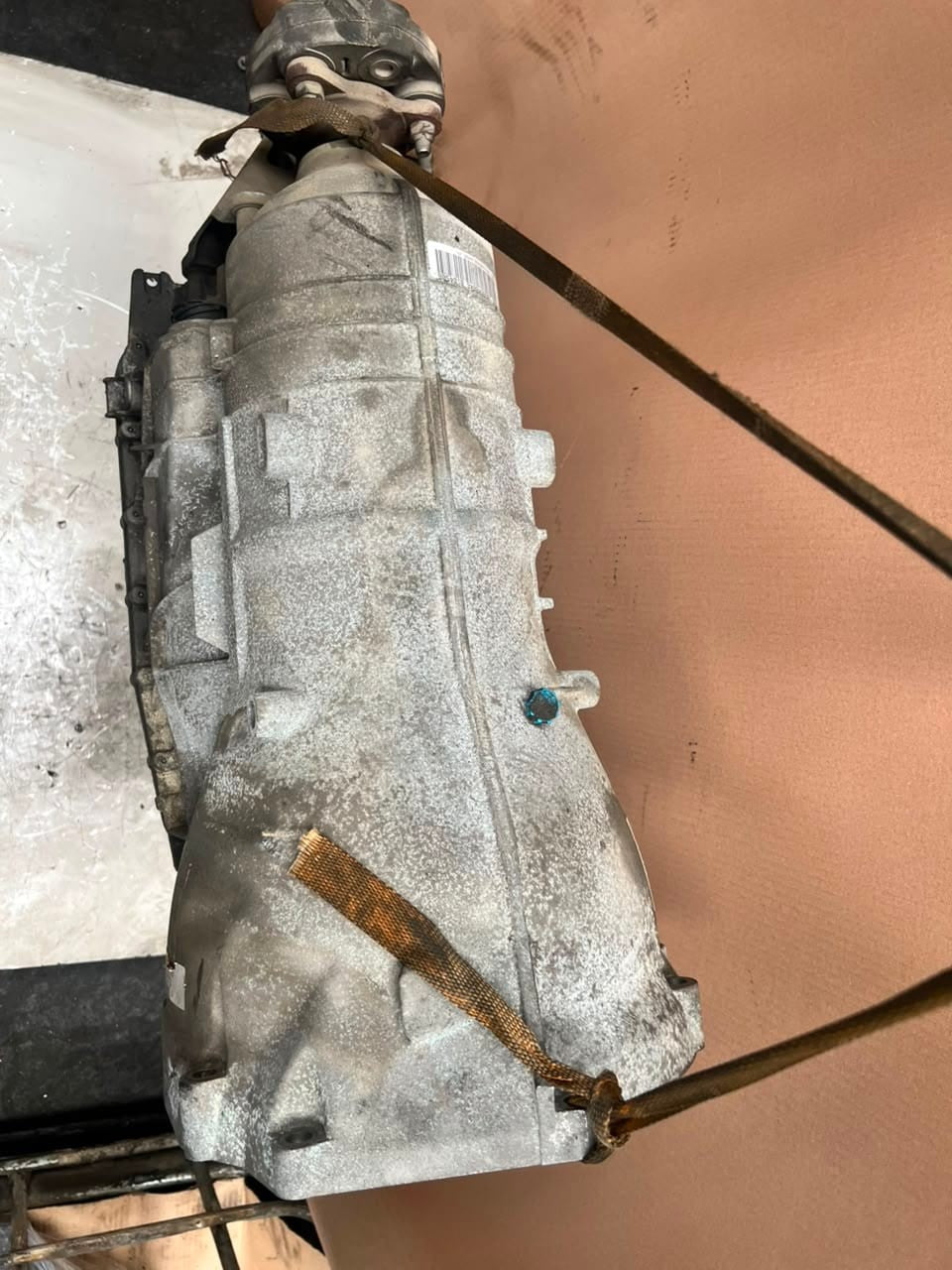 2010-2016 BMW 7 Series F01 F02 730d N57 SEDAN GA6HP26Z Automatic Gearbox 7612001