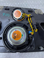Load image into Gallery viewer, BMW G20 G21 G22 G23 G26 G80 M3 M4 Dashboard Speaker Tweeter Holder 6831282
