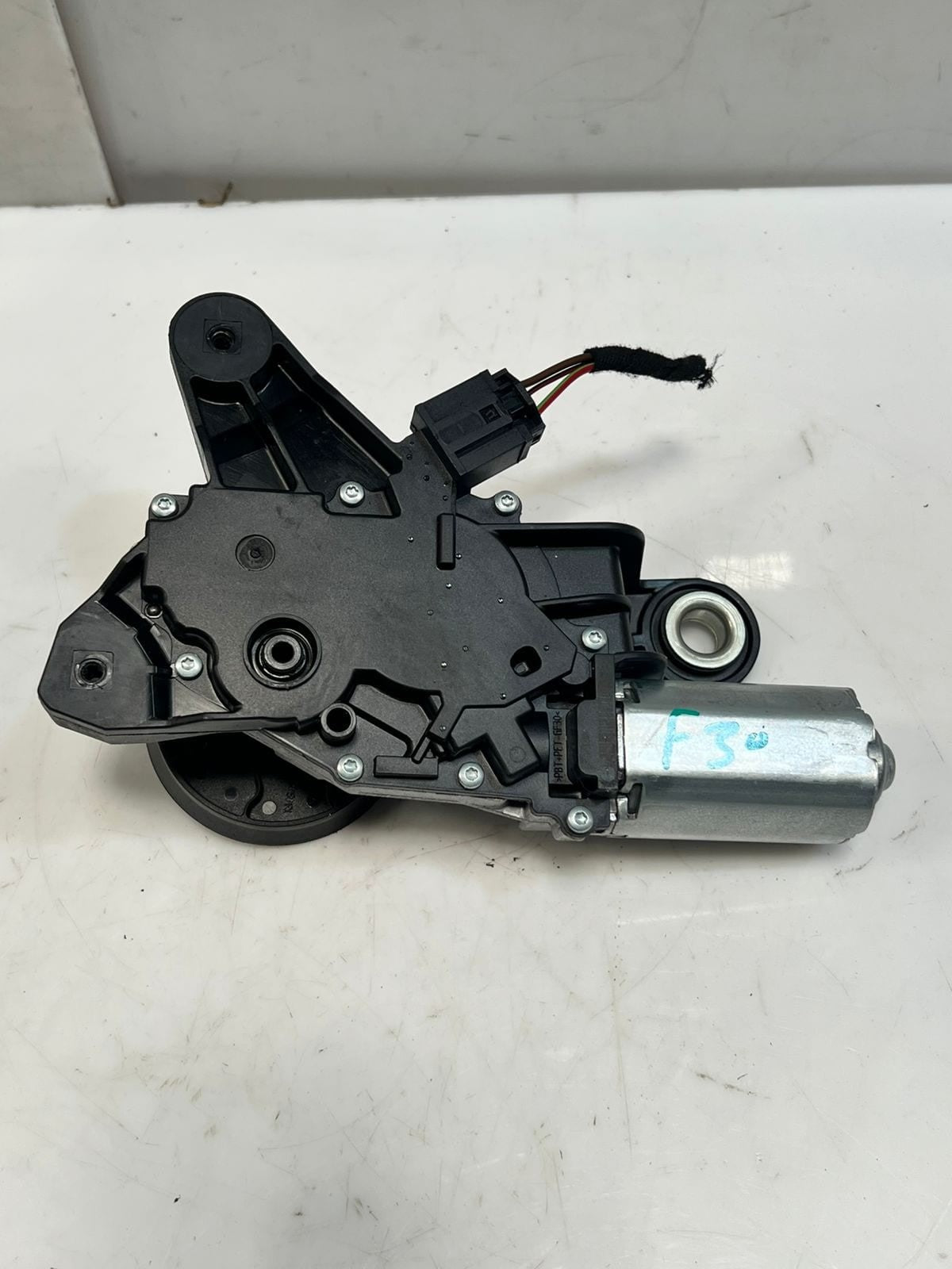 BMW 3 Series F31 5 Series F11 LCI Rear WINDOW Wiper Motor 7311415