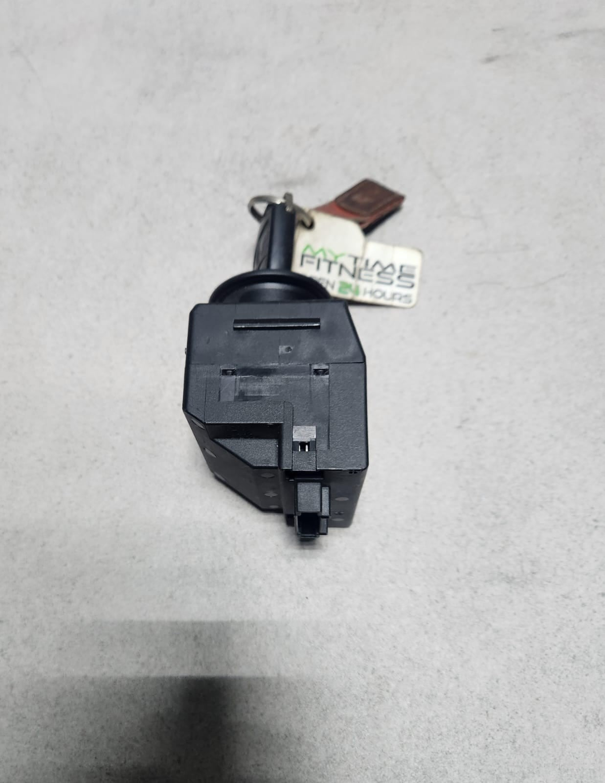2003-2009 Mercedes-Benz C230 Ignition Switch Module 2095450908 W203 C230 and CLK