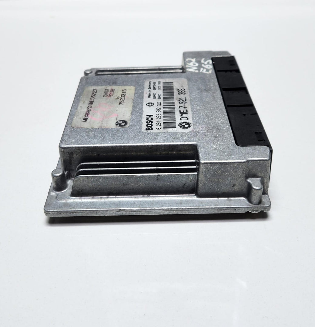 2002-2005 BMW 745i Engine Control Unit 7521368 745Li E65 and E66