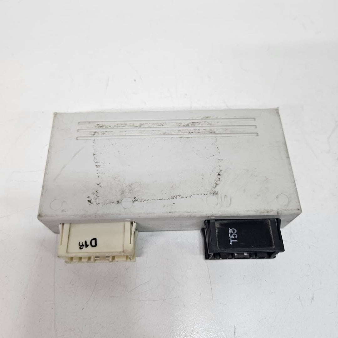 OEM BMW E60, E61, E63, E64 Sunroof Control Module 9137055