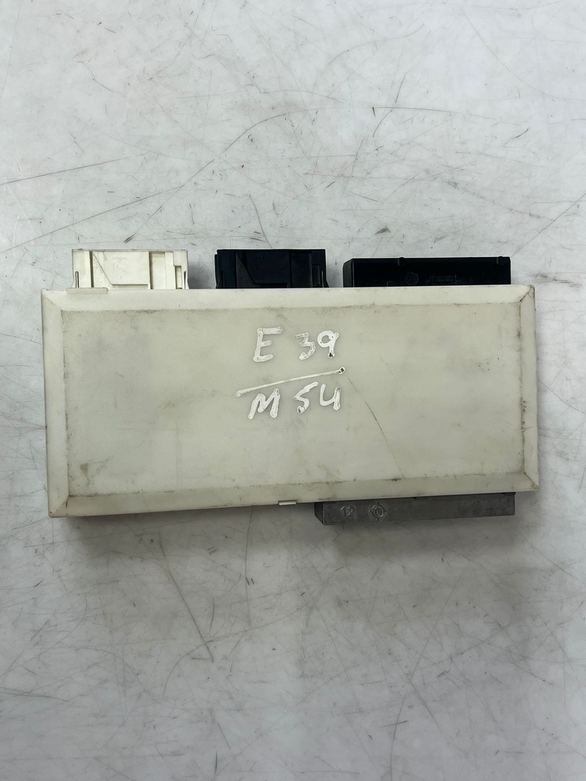 BMW GM III LOW 5 Series E39 E38 General CONTROL Module 6913520 OEM