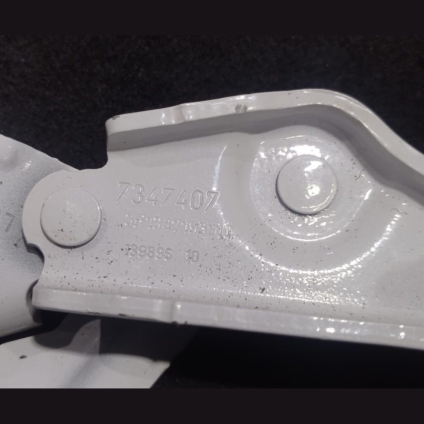 OEM BMW F90 F93 G12 G14 G15 G16 G30 M5 M8 L&F HOOD HINGES SET 7347407-7347408