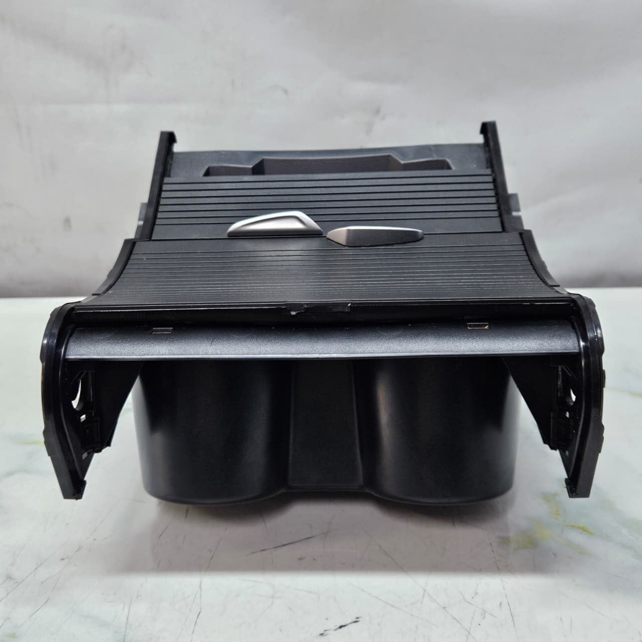 OEM 2016 BMW X1 F48 X2 F39Centre Console Cup Holder 9292557 