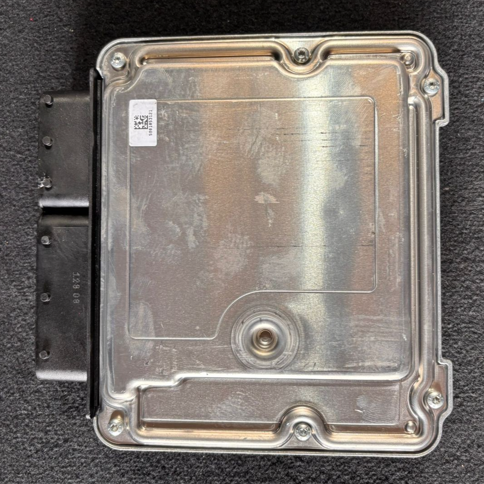 BMW 320d N47 F31 ENGINE CONTROL UNIT ECU SET DDE 8584276