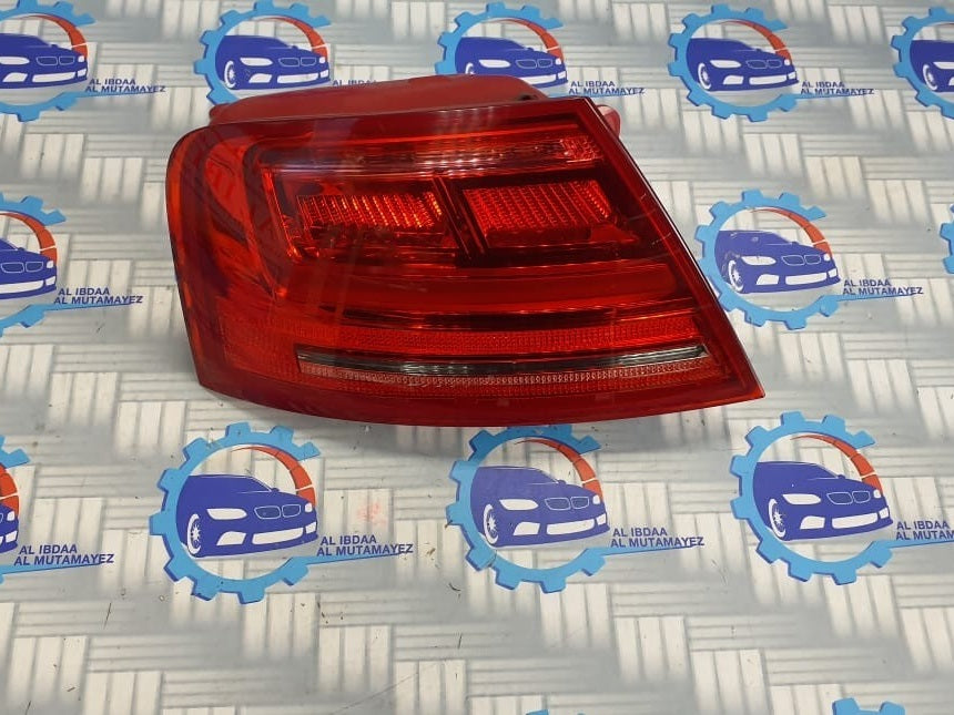 2013-2014 AUDI A8 - LEFT Outer LED TAIL Light / LAMP 4H0945095