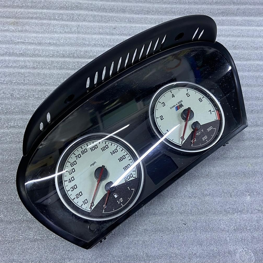 OEM BMW 535xi E60 E61 Speedometer Instrument Gauge Cluster 9194887