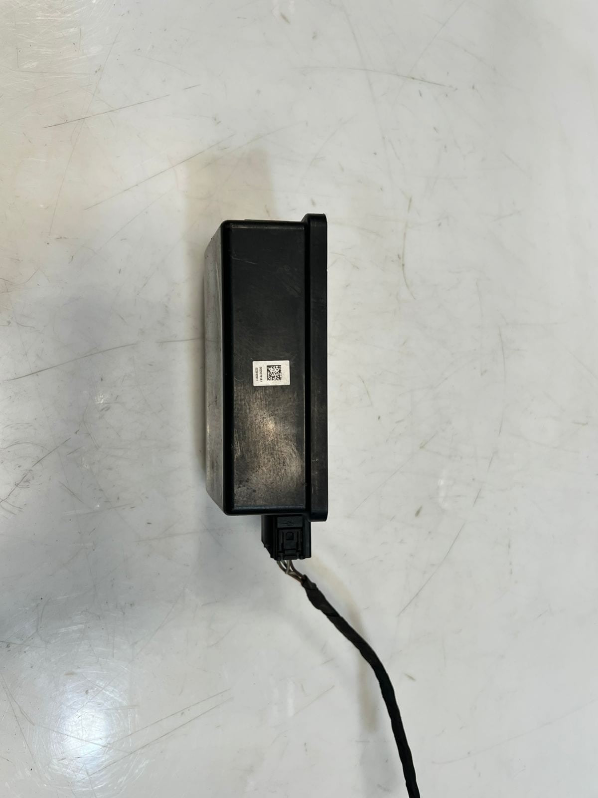 BMW F01 F02 F06 F07 F11 Adaptive Cruise Control Radar Sensor Front 6799136 OEM
