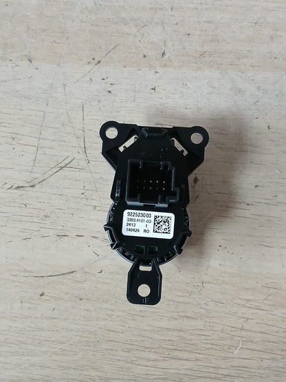 BMW 520i F10 2012-2013 N20 ENGINE CONTROL ECU UNIT + CAS + KEY 7644747