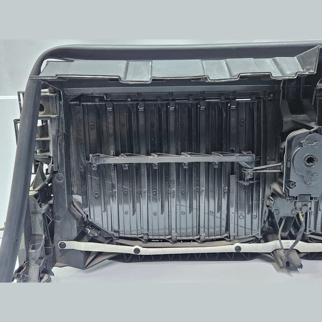 OEM BMW X7 G07 2023-25 RADIATOR GRILL ICONIC GLOW 9T54989-9854141