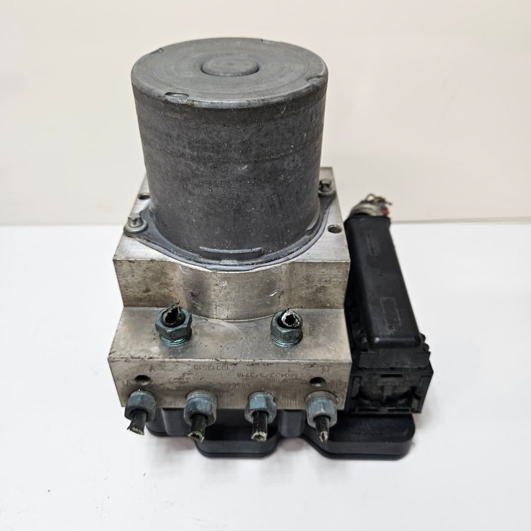 OEM BMW 5 6 Series F10 F11 F01 F06 DSc ABS Brake Pump Module 6868331