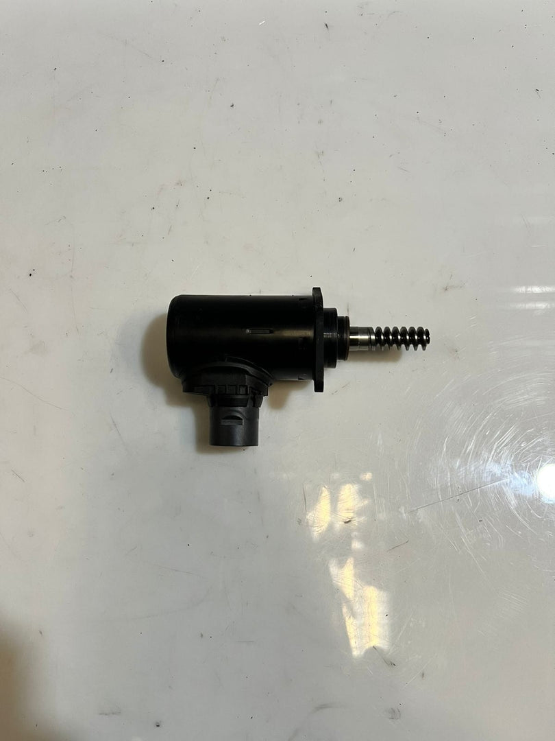 BMW F20 F21 F30 G30 520i 430i B38 Camshaft CYLINDER Actuator Motor 7631574 OEM