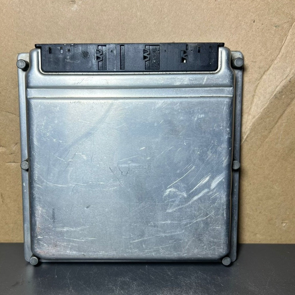 02-09 Mercedes W211 E-Klasse Motorsteuergerät Gerät ECM ECU A113 1534679 OEM