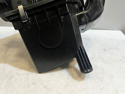 2008 BMW X3 E83 3.0L  Air INTAKE Filter Housing BOX 3415441 OEM