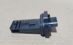 Bild in die Galerieansicht laden, BMW F20 F21 F45 F30 F32 F36 F07 F10 HOT FILM AIR MASS FLOW SENSOR  7602038