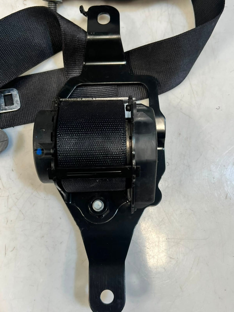 2014-2018 BMW X5 F15 Rear Left Seat Belt Retractor 623201700C OEM