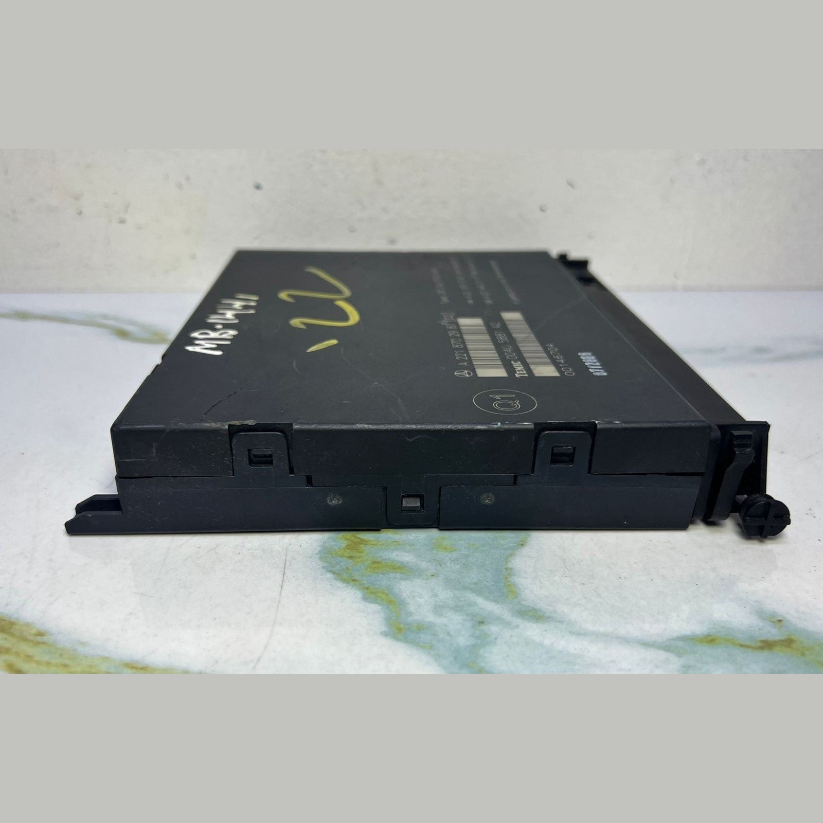 2007-2013 Mercedes-Benz S550 Rear Seat Control Module A2218702987