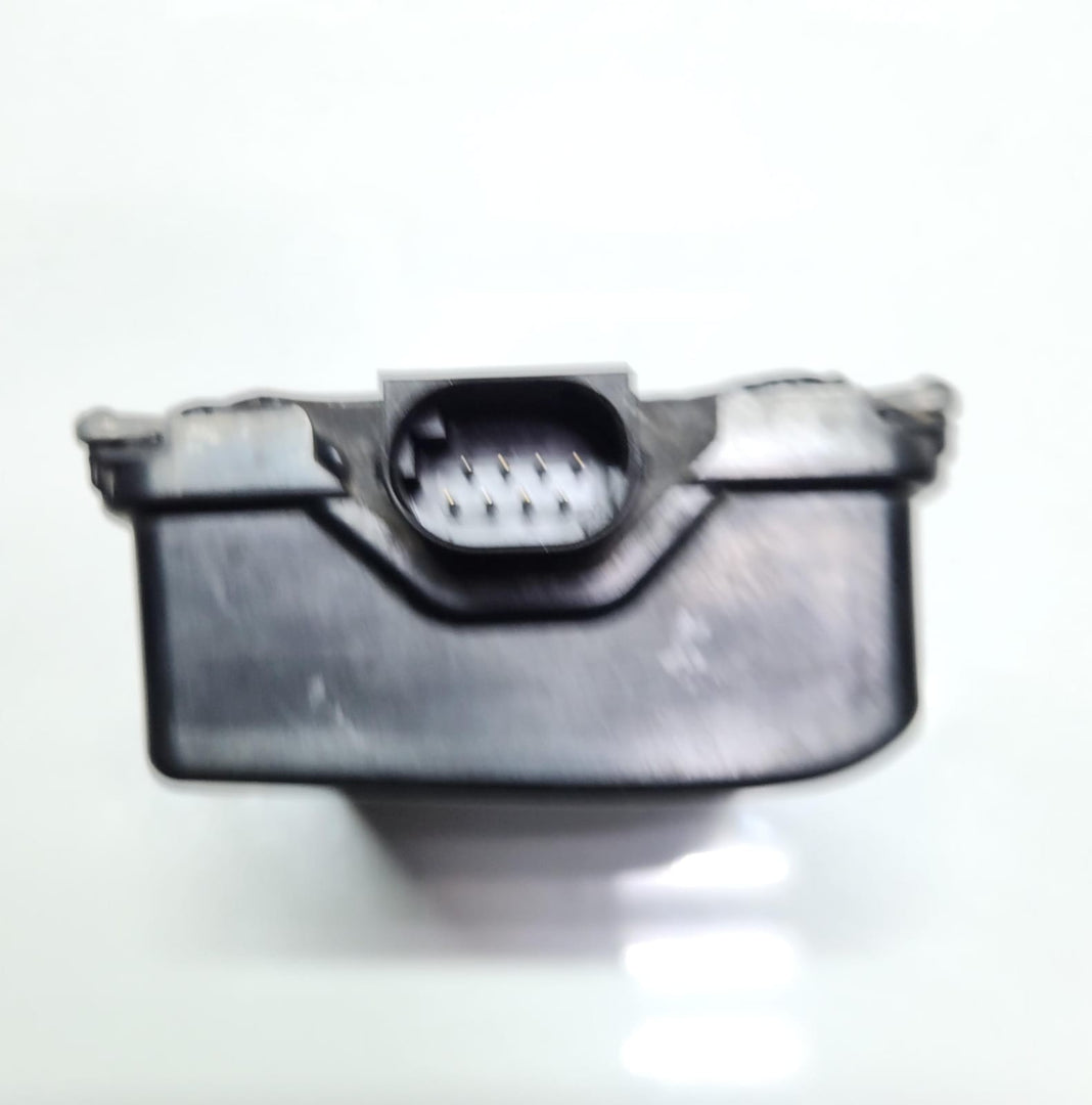 16-19 BMW 330i Adaptive Cruise Control Radar Sensor 6865789 3 Series F30 F31 OEM