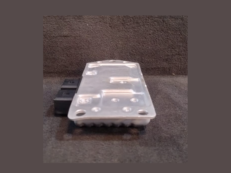 BMW X5 E70 X6 E71 TRANSFER CASE CONTROL MODULE P/N 7569969‑01