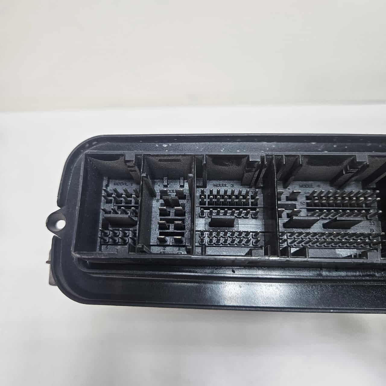 BMW 5 7 Series F07 F10 F01 F02 Engine Control Unit N57 D30A Diesel 8509757 OEM