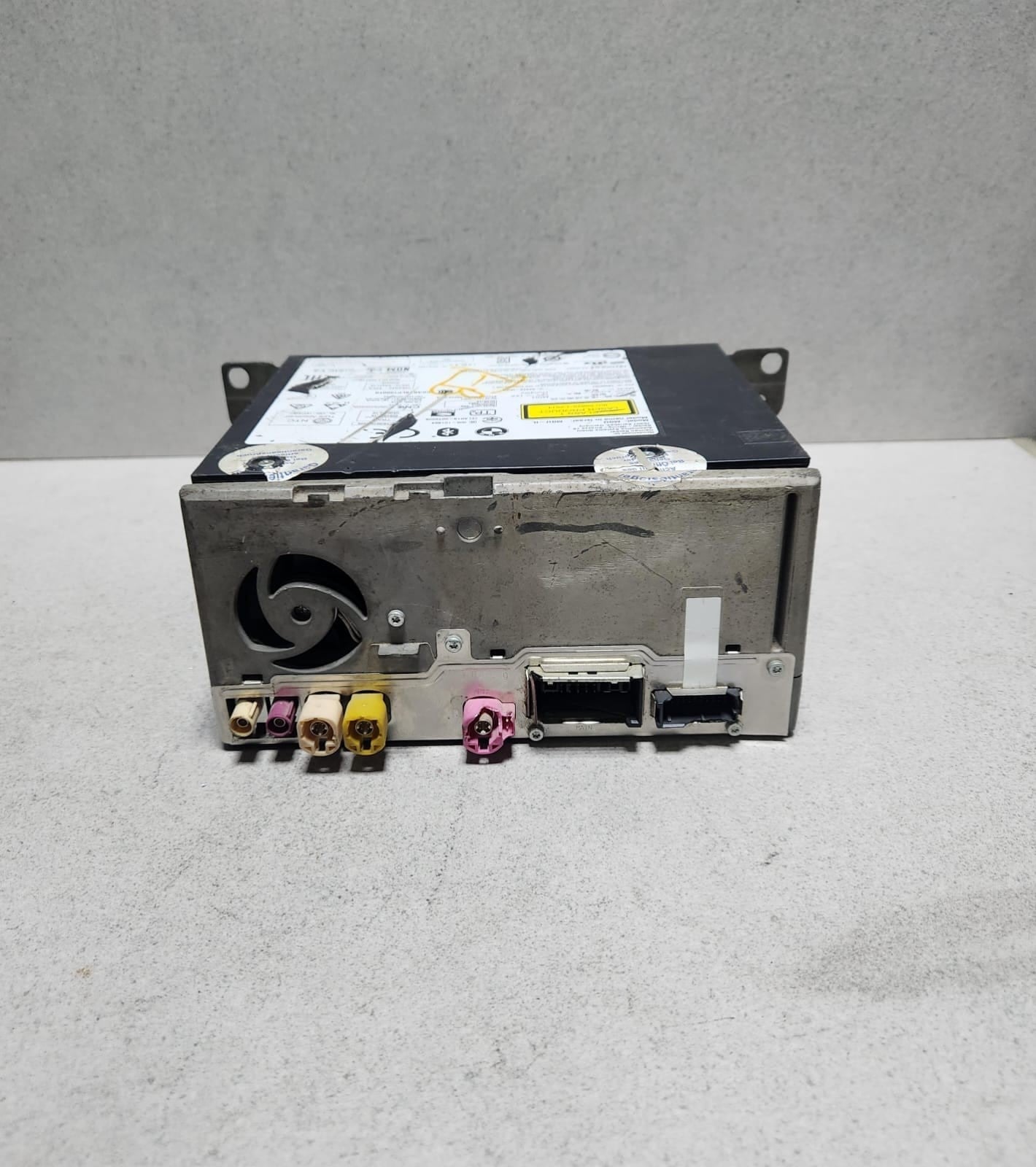 2020-2022 BMW 740i Head Unit 5A12E94 G11 G12 740i 750i harman MGU IL