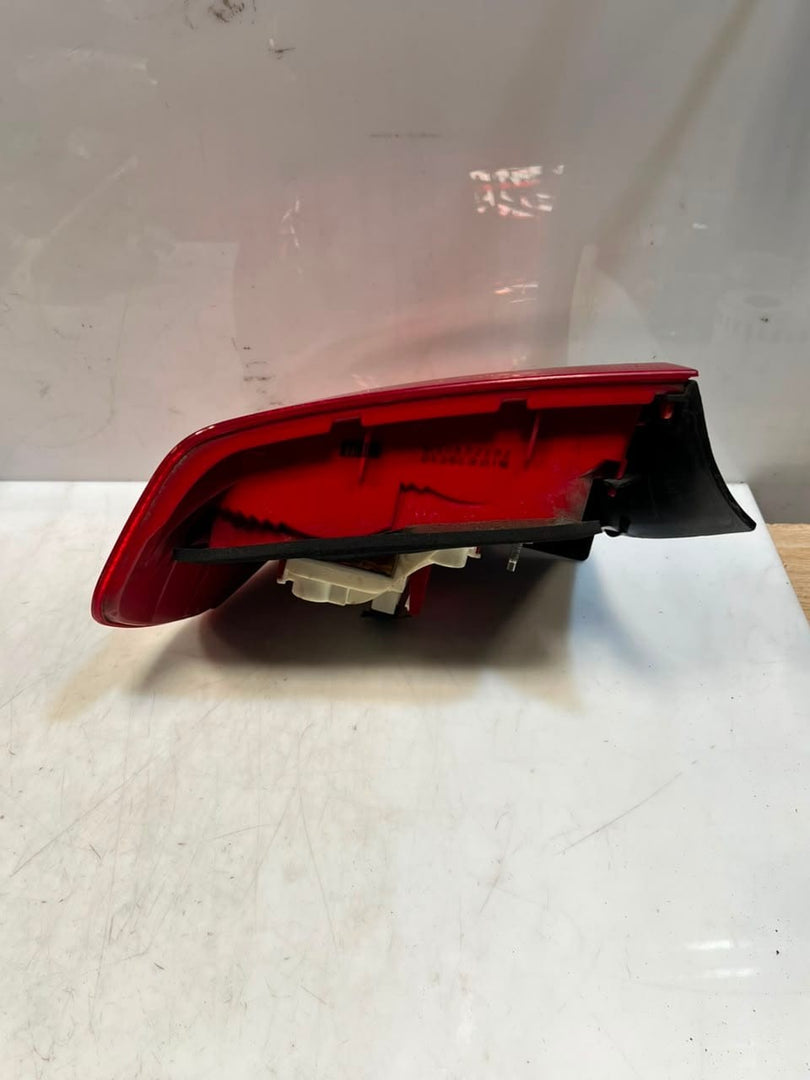 BMW 3' 328i E90 E92 E93 Rear Left Taillight 6937457, 6937458, 6937459, 6937460