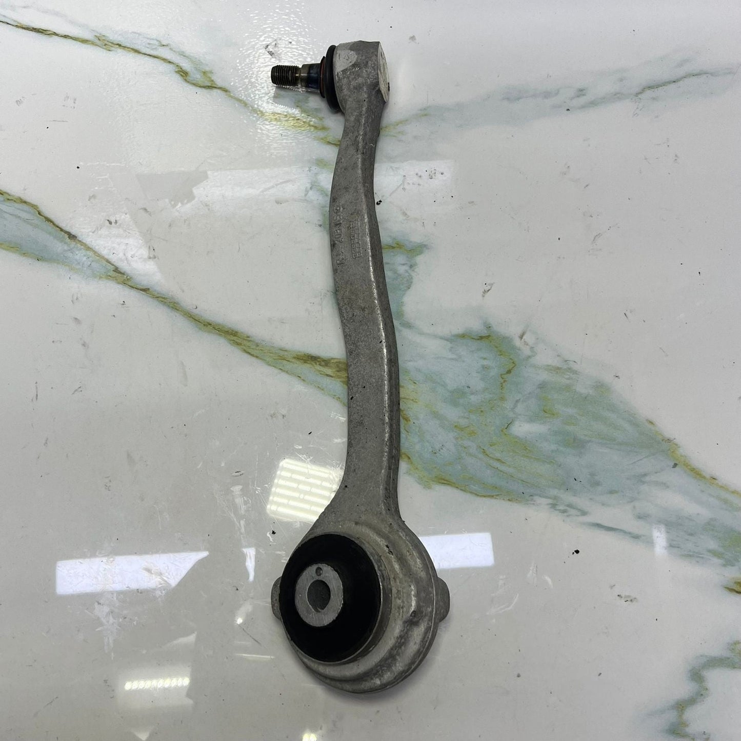 08-14 Mercedes W207 E350 C300 C350 Front Right RWD Suspension Upper Control Arm