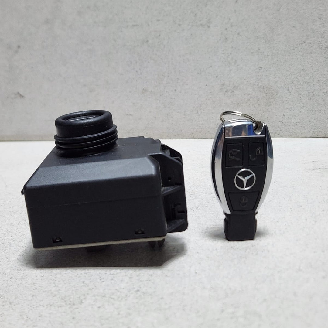 Mercedes Ignition Switch Lock Control Unit Module A2125450108