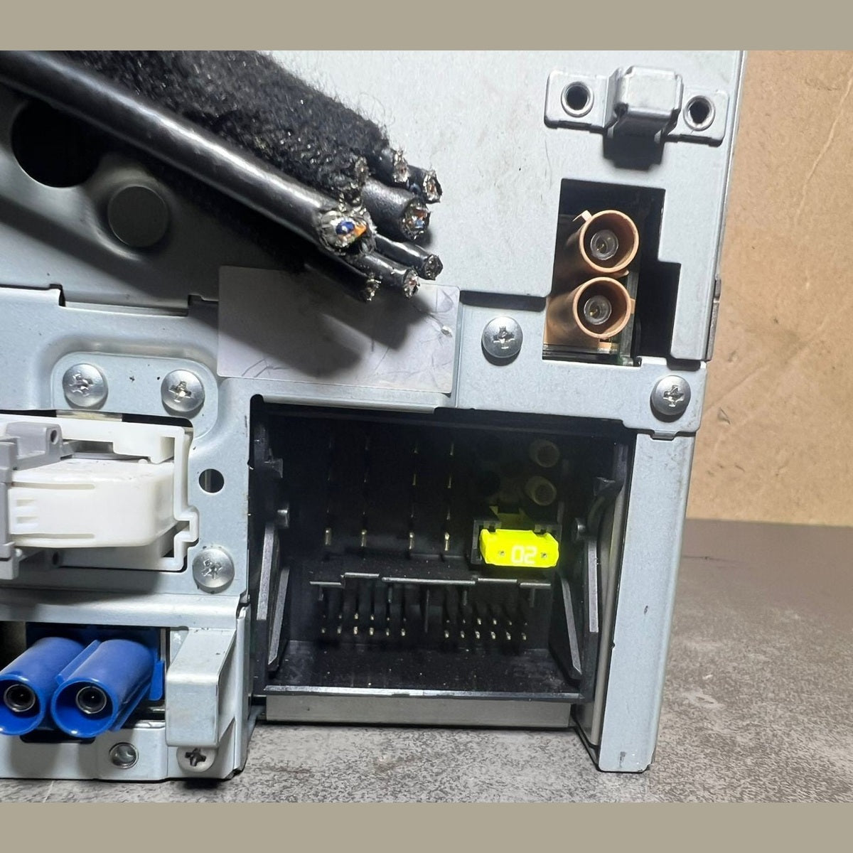 2012–2014 Mercedes-Benz W212 E-Class Head Unit CD Player A212 9007526 OEM