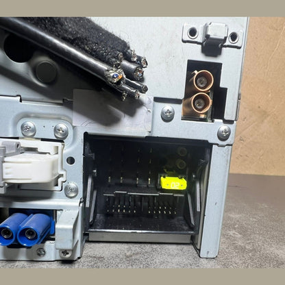 2012–2014 Mercedes-Benz W212 E-Class Head Unit CD Player A212 9007526 OEM